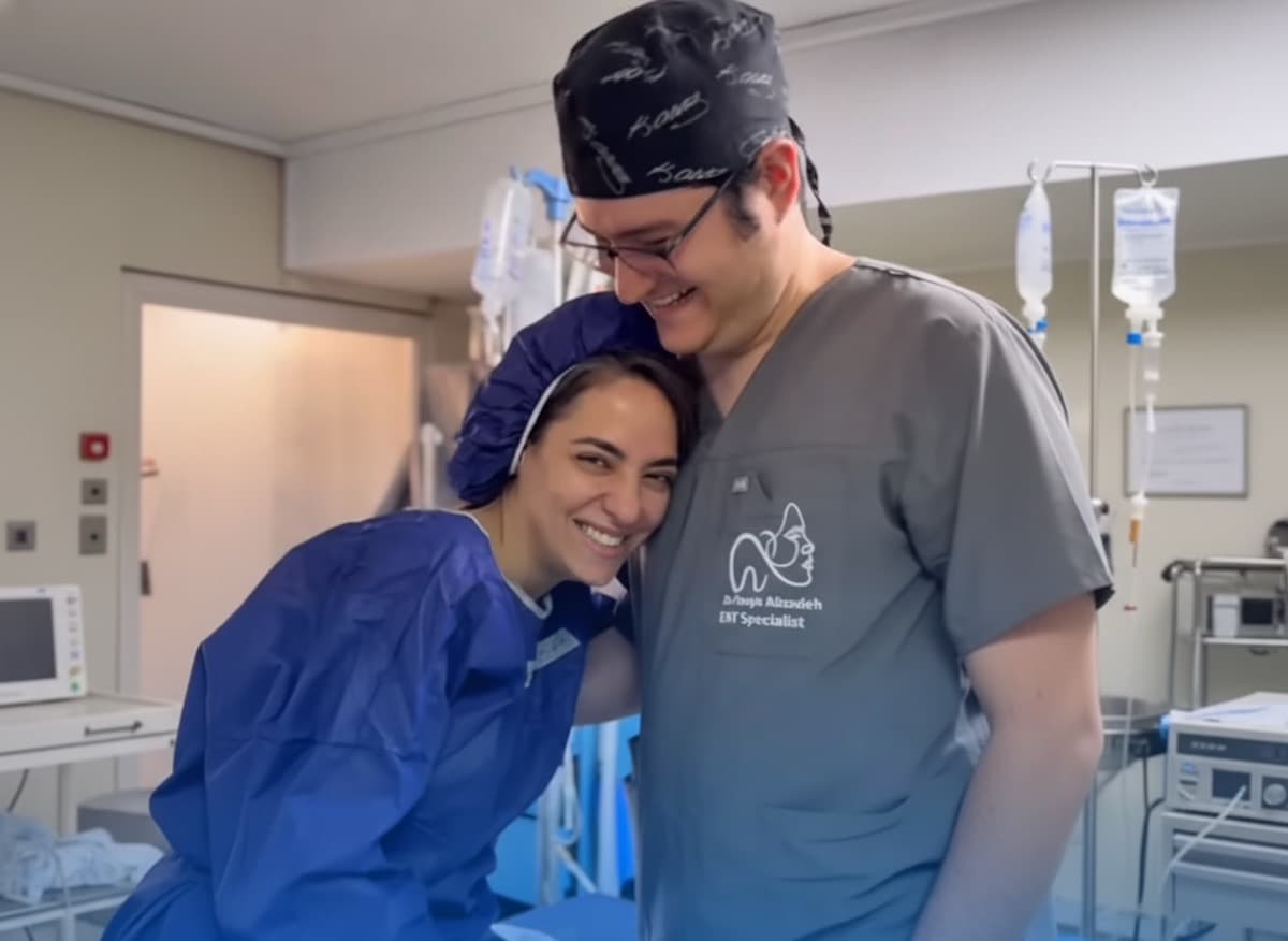 دکتر پویا علیزاده - image 1