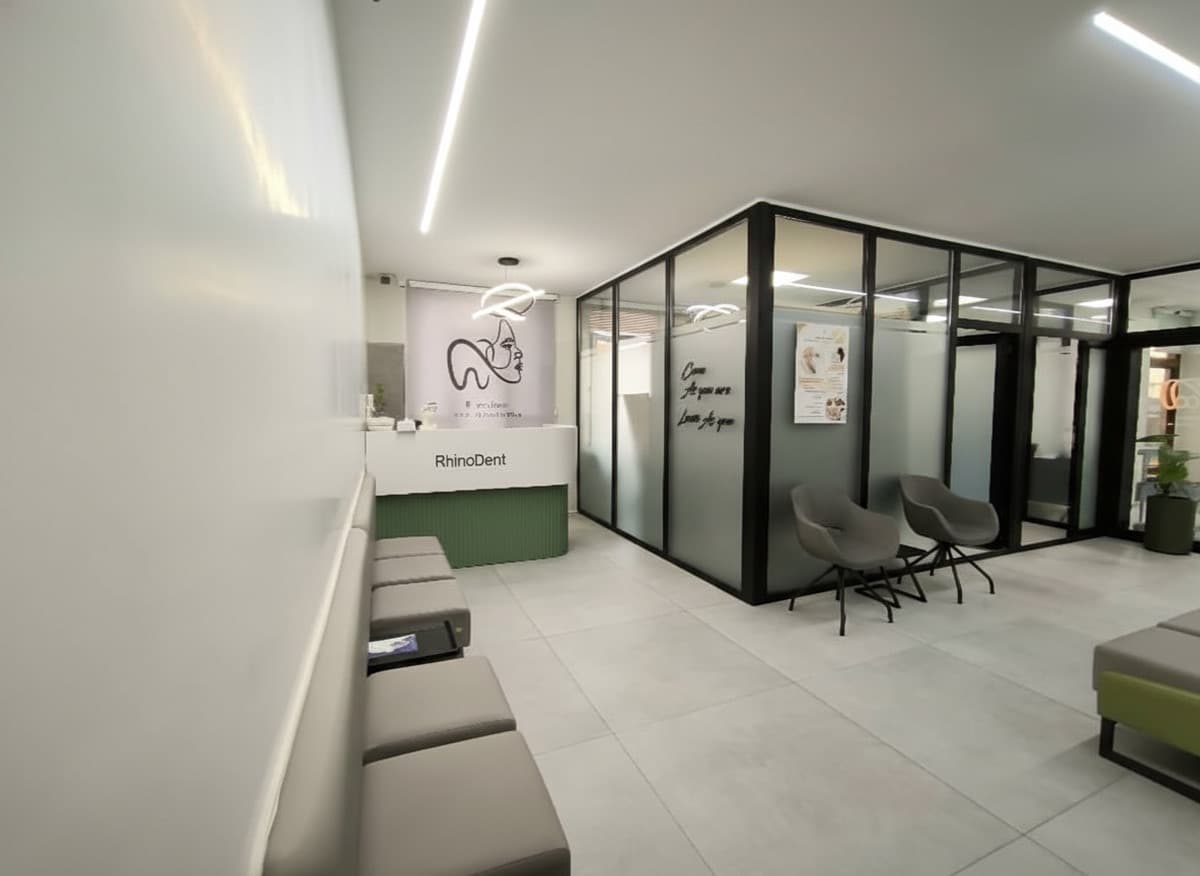 دکتر پویا علیزاده - image 3