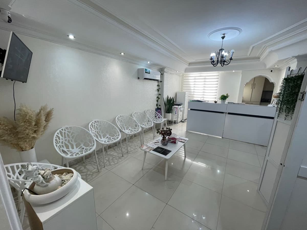 دکتر نوشین پیروی - image 4